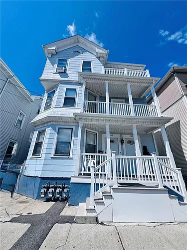 58 Robin St #2 Photo 1