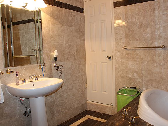downstairs bathroom