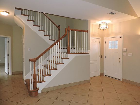 4th image of 6423 Lake Charlene Ln