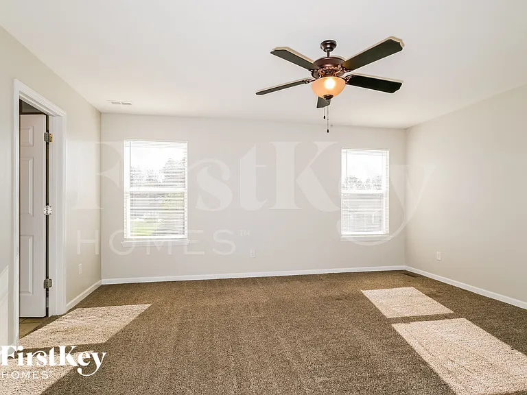 5522 Emerald Ridge Dr — Photo 9
