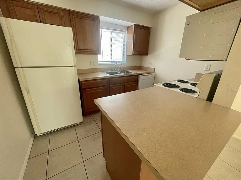 2745 Hidden Lake Blvd #D — Photo 6