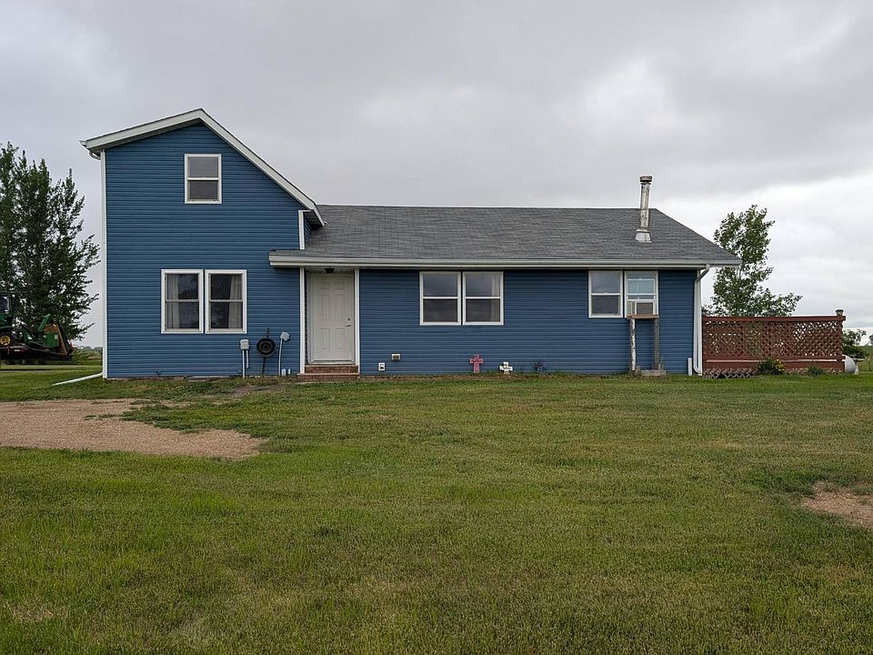 1st image of 2948 33rd Ave NE