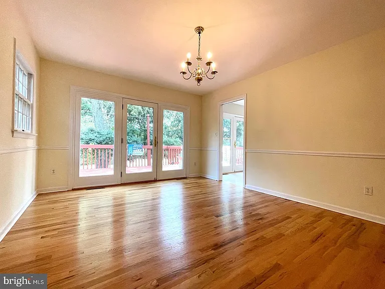 33 Monroe Ln — Photo 11