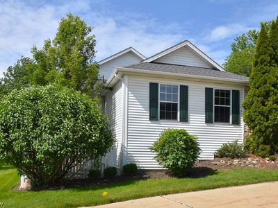6885 Hidden Lake Trl, Brecksville, OH, 44141