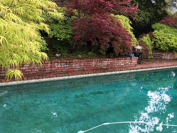 3rd image of 6579 Hampton Dr