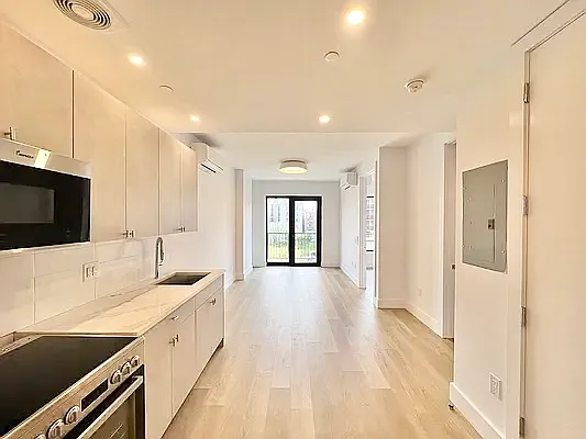 Rented by MADEHOME | media 9