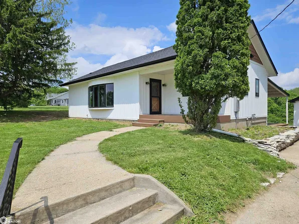 2021 W Finley Ave, Ottumwa, IA 52501