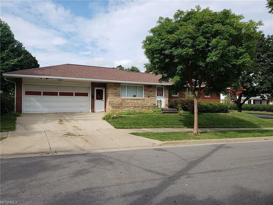 1st image of 449 E Woodsdale Ave