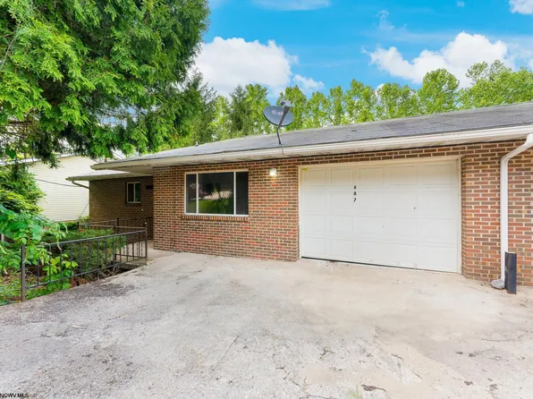 887 Tremont St, Morgantown, WV 26505