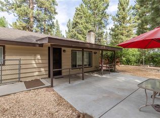 901 Sugarloaf Blvd, Big Bear City, CA 92314