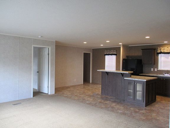 3rd image of 3440 Creekside Blvd #189