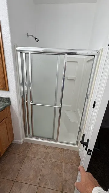 2 bed, 950 sqft, $1,800 — Photo 3