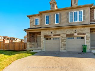 25 Beasley Grv, Hamilton, ON L9K 0J7