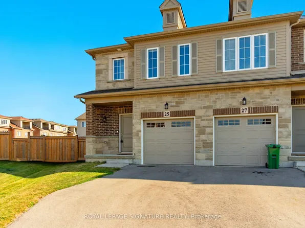 25 Beasley Grv, Hamilton, ON L9K 0J7