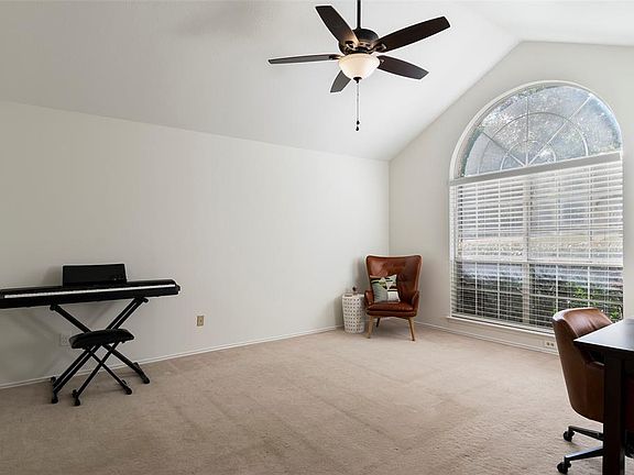3rd image of 4415 Asbury Dr