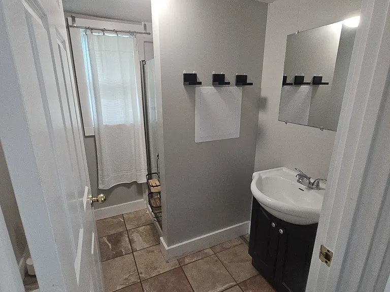 1427 Lincoln St — Photo 11