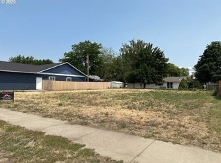 10907 Kristin Way, Island City, OR 97850