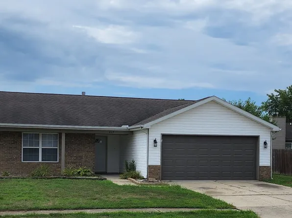 617 Harrison Cir, Dayton, IN 47941