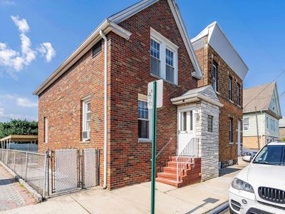 236 Crescent Ln, Cliffside Park, NJ, 07010