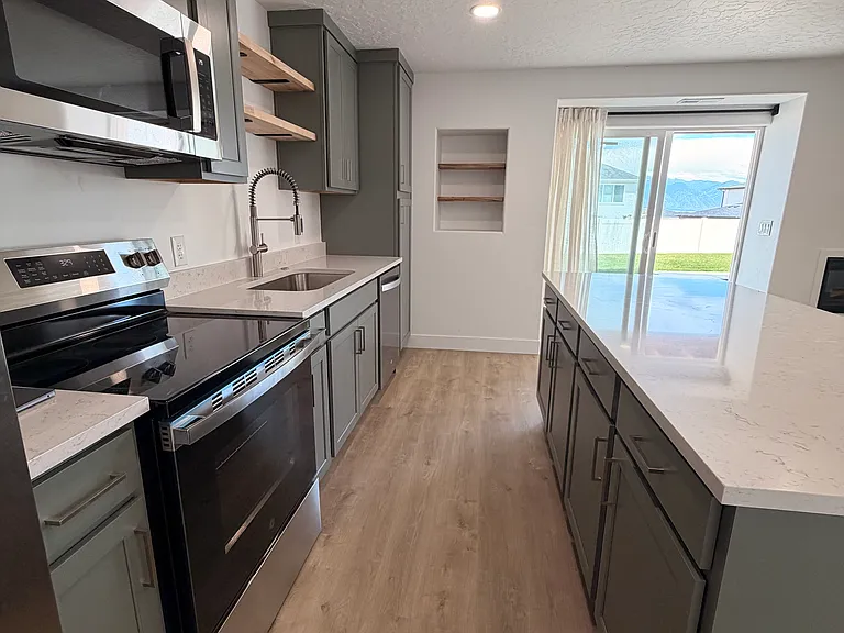 2834 S Puddle Ln — Photo 3