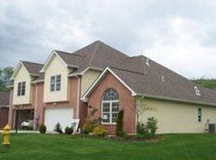 109 Peartree Dr, Canonsburg, PA 15317