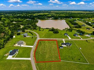 443 Lakeview Dr, Angleton, TX 77515
