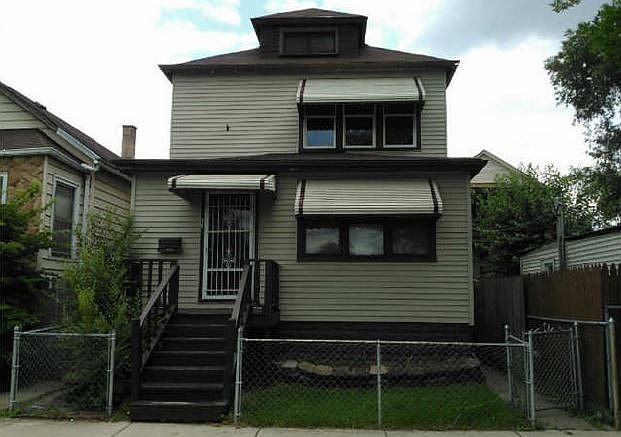 1st image of 10655 S Hoxie Ave