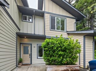 625 Hellesen Dr #19, Tofino, BC V0R 2Z0