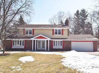 W140N8416 Lilly Rd, Menomonee Falls, WI 53051