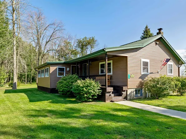 314 Cameron Drive, Alburgh, VT 05440