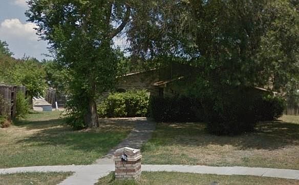 1st image of 815 Napier Dr