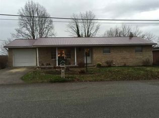 209 Raceview Dr, Ona, WV 25545