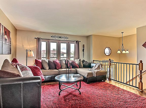 2nd image of 6466 Kristina Ave