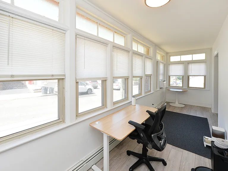 6 Glen St #1 — Photo 4