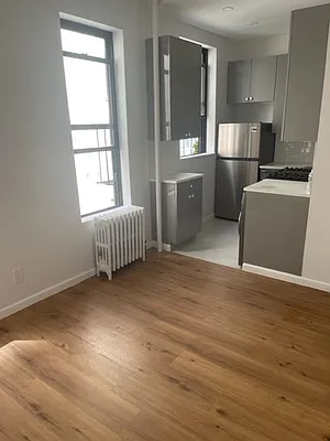 Rented by K & O Realty Associates Inc. | media 24