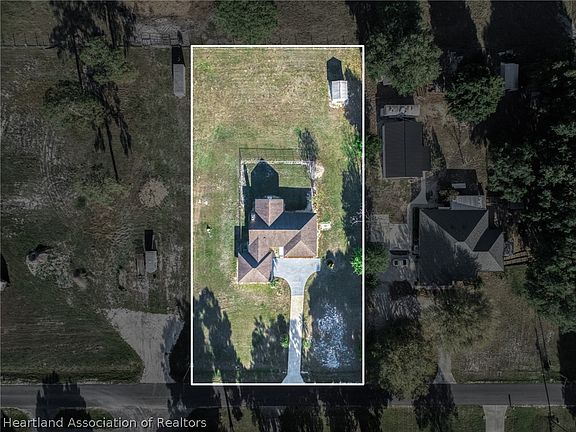 4th image of 111 Revson Ave