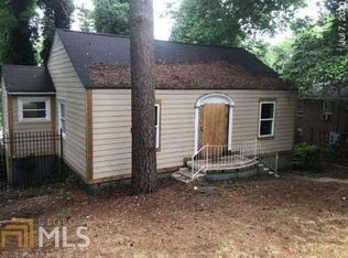 2732 Miles Cir, East Pt, GA 30344
