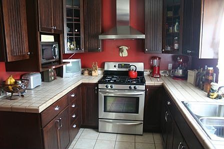 4th image of 138 N Willow Ave