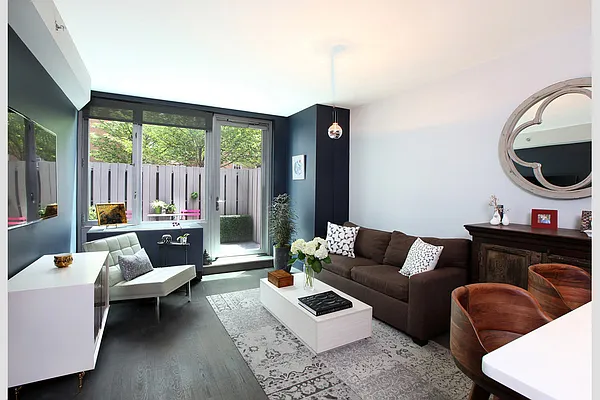 Sold by Stribling | media 1