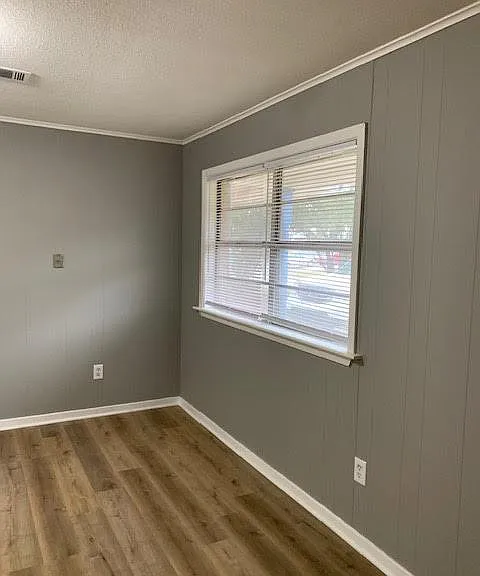 11403 Harris Dr — Photo 17