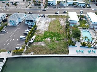 11295 Gulf Blvd APT 2, Treasure Island, FL 33706