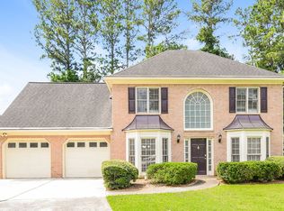 4832 Helga Way NE, Woodstock, GA 30188