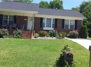 2003 Gresham Dr, Greensboro, NC 27405