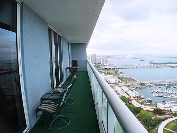 2nd image of 50 Biscayne Blvd APT 5206
