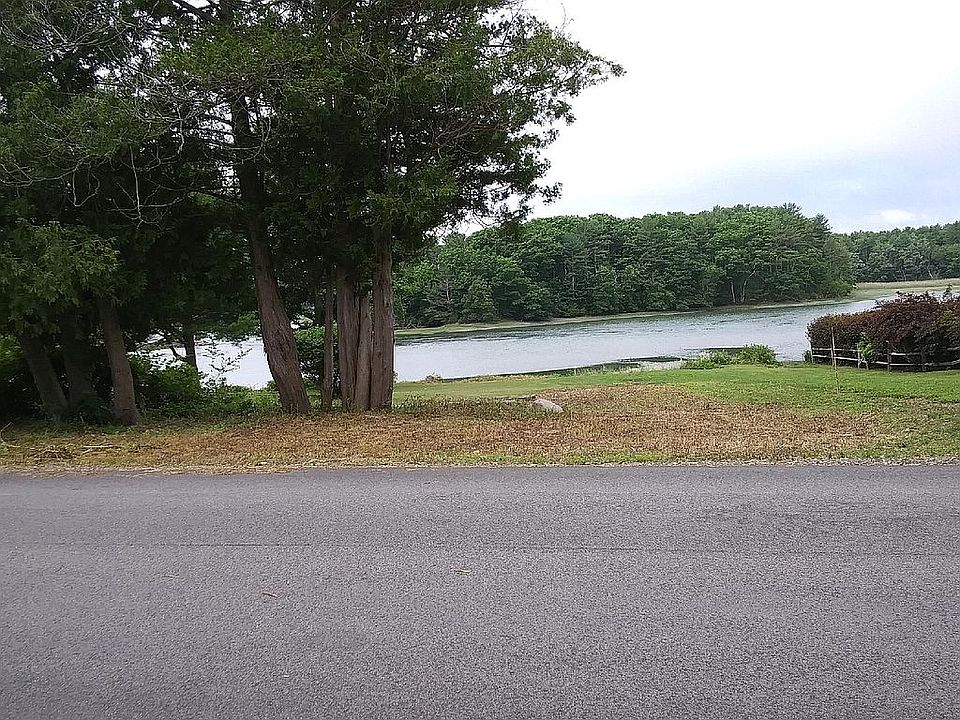 2nd image of 36 Barrell Ln