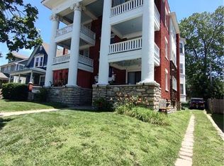 3907-3909 Central St, Kansas City, MO 64111