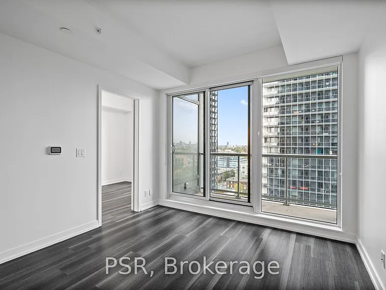 11 Ordnance St #1311 — Photo 7