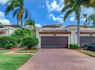 4953 NW 93rd Doral Pl, Miami, FL 33178