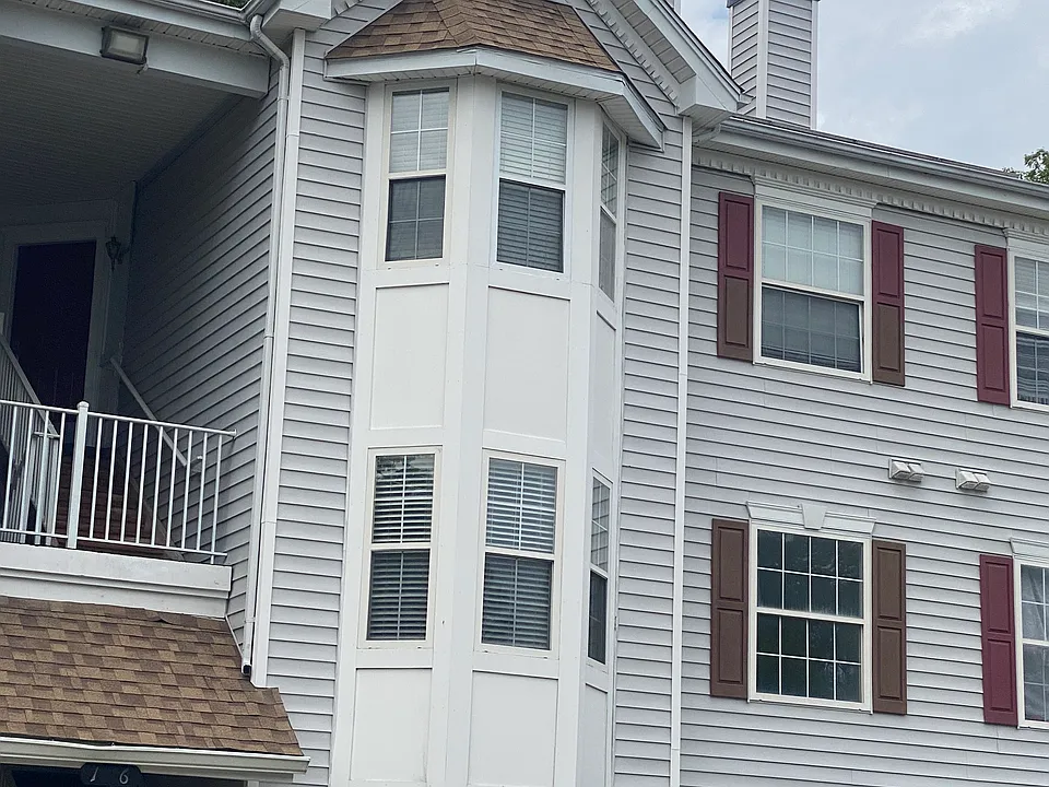 6 Navajo Ct