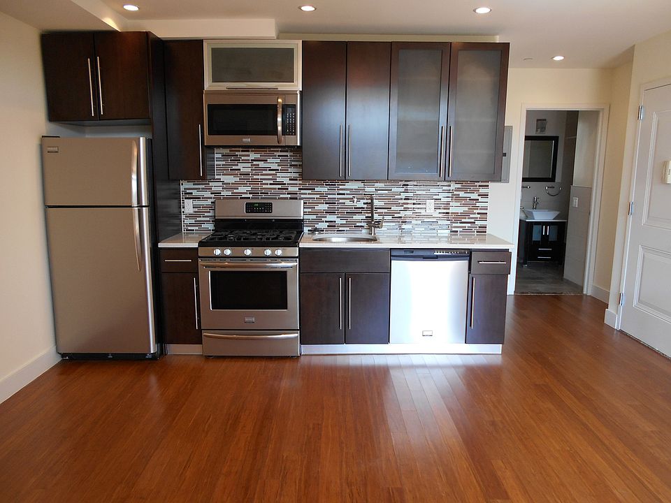1st image of 2532 30th Dr APT 4D